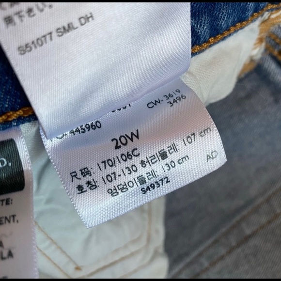 Leviβs 501 Plus Size High Rise Straight Leg Jeans - Picture 3 of 4